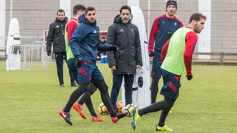 Entrenamiento de Osasuna en las instalaciones de Tajonar antes del partido de Liga ante el Numancia (42). IÑIGO ALZUGARAY