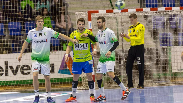 Partido de Liga Loterías Asobal entre Helvetia Anaitasuna y MMT Seguros Zamora (24). IÑIGO ALZUGARAY