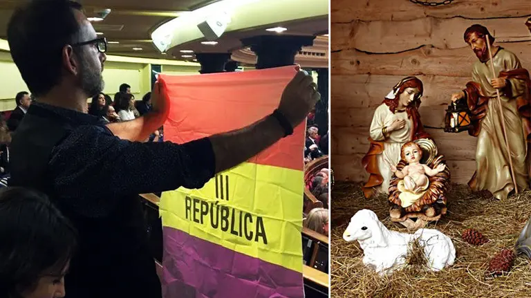 El senador navarro de Izquierda Ezkerra mostrando una bandera de la República junto a la imagen de un belén NAVARRACOM