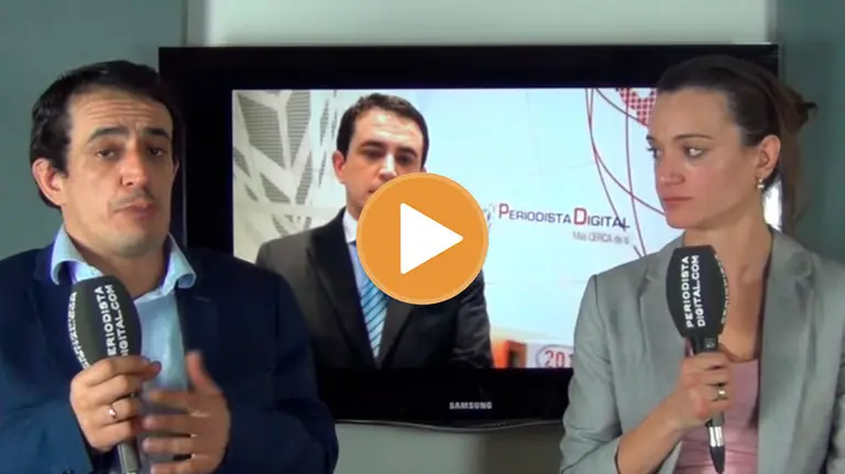 Simón Pérez y Silvia Charro en el polémico vídeo 2