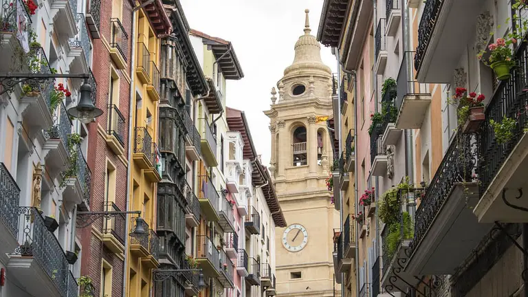 Una imagen del Casco Antiguo de Pamplona, con la Catedral de la ciudad al fondo ARCHIVO