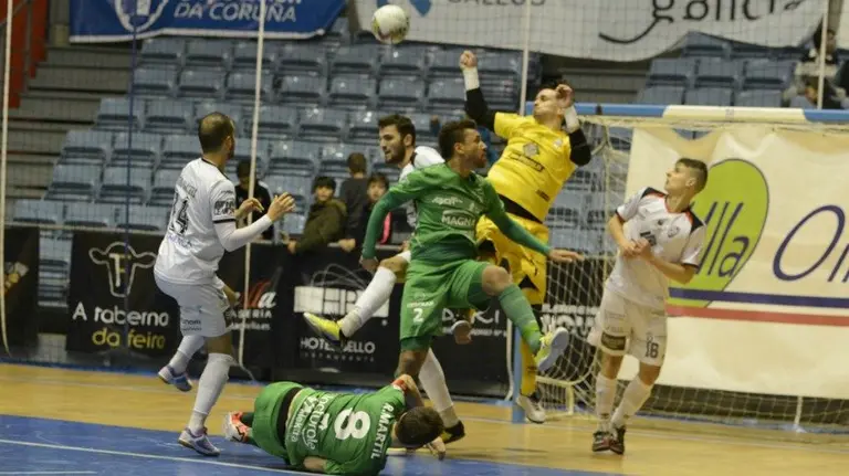 Partido Santiago - Osasuna Magna. Twitter Santiago.
