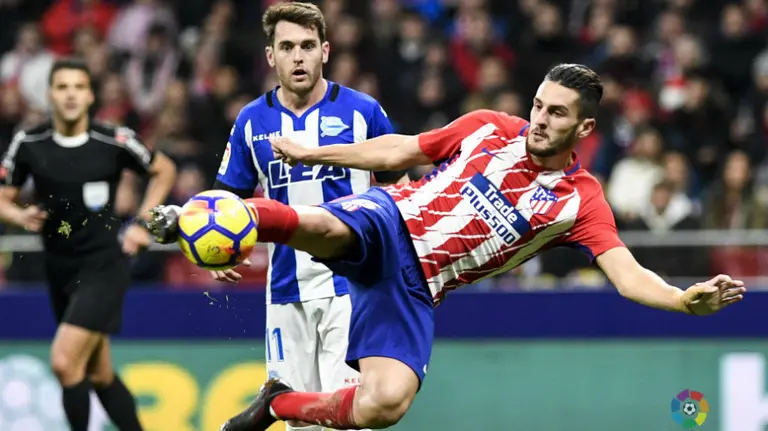 Koke ante el Alavés. La Liga.