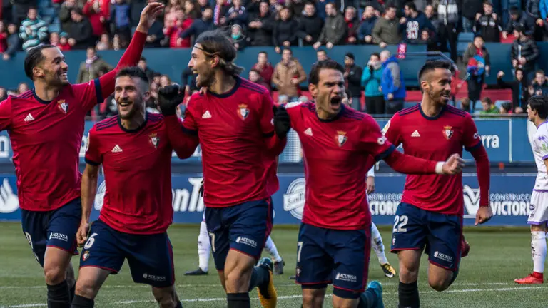 Partido entre Osasuna y Numancia disputado en el estadio de El Sadar (14). IÑIGO ALZUGARAY