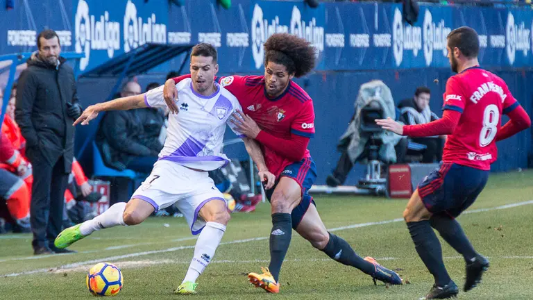 Partido entre Osasuna y Numancia disputado en el estadio de El Sadar (30). IÑIGO ALZUGARAY