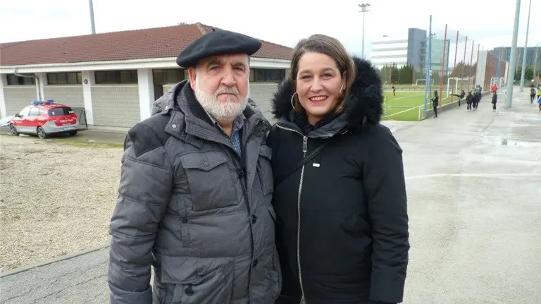 Francisco "Kiko" Campos, expresidente, y María Ostíz, nueva presidenta del Iruña.