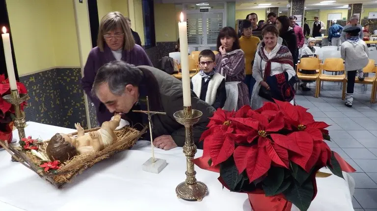 Adoración al niño Jesús en Oberena