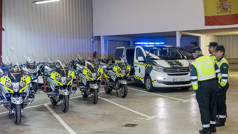 Presentación de las nuevas motocicletas de la Agrupación de Tráfico de la Guardia Civil de Navarra (22). IÑIGO ALZUGARAY