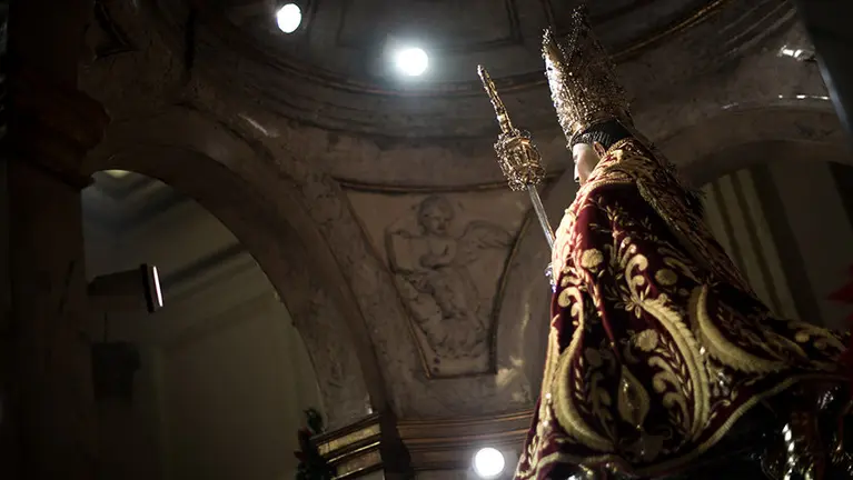 Primer pelda&ntilde;o de la escalera de San Fem&iacute;n del 1 de Enero. MIGUEL OS&Eacute;S (1)