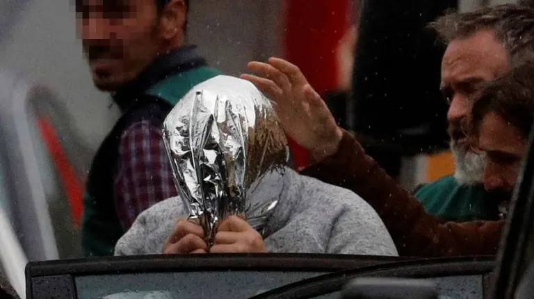 El Chicle saliendo de la nave donde presuntamente arrojó el cuerpo de Diana Quer EFE