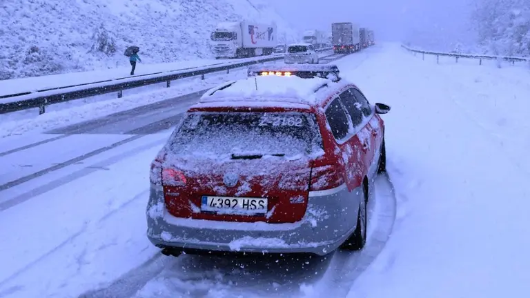 Nevada en las carreteras de Navarra POLICÍA FORAL