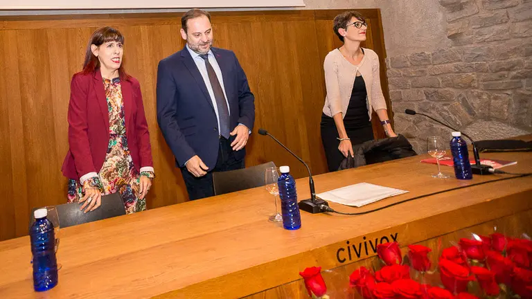 La Agrupación Socialista de Pamplona celebra su 125 aniversario con la presencia del secretario de Organización del PSOE, José Luis Ábalos, María Chivite y Maite Esporrín (27). IÑIGO ALZUGARAY
