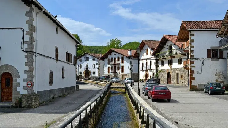 Auza, uno de los 14 concejos que conforma el municipio del valle de Ulzama AYUNTAMIENTO DE ULZAMA