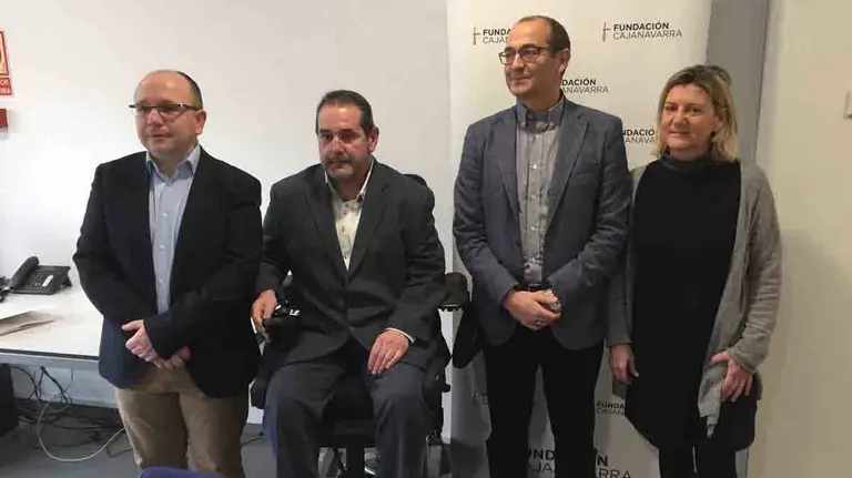 Alberto Lafuente, Javier Miranda (presidente de Fundación Caja Navarra), Javier Fernández (director general) y Gemma Botín (responsable área social)