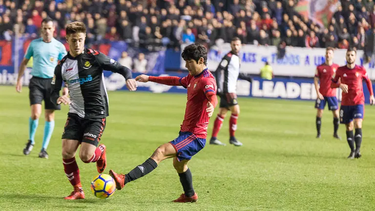 Partido entre Osasuna y Nastic disputado en El Sadar (14). IÑIGO ALZUGARAY