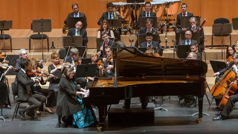 Concierto de la Orquesta Sinf&oacute;nica de Navarra con la pianista Elisabeth Leonskaja..
