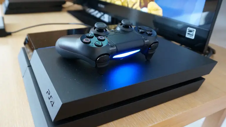 Imagen de una videoconsola PS4 ARCHIVO