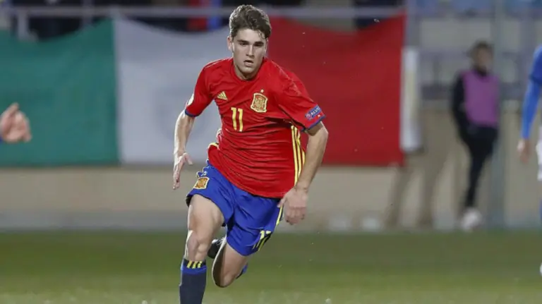 Javi Martínez con la camiseta de la selección española. CA Osasuna.