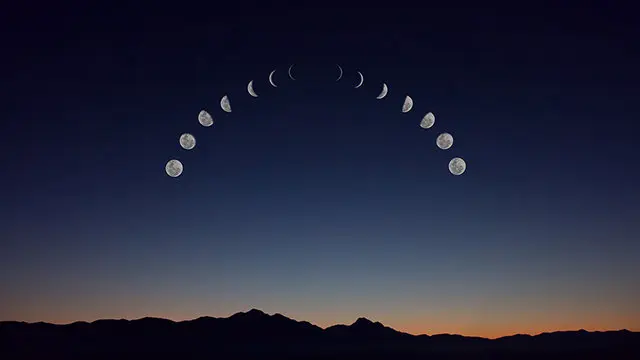 La luna y todo su ciclo creciente y menguante.