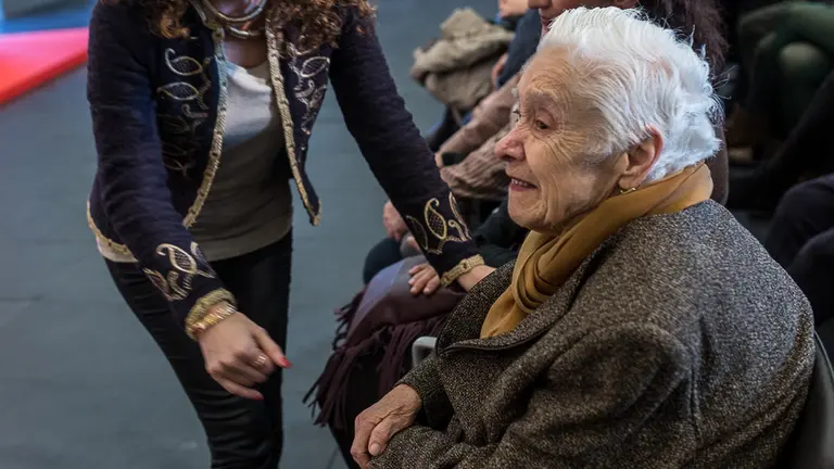 La presidenta de Navarra, Uxue Barkos, preside el homenaje del Gobierno de Navarra a sus empleados que se han jubilado en 2017 (10). IÑIGO ALZUGARAY