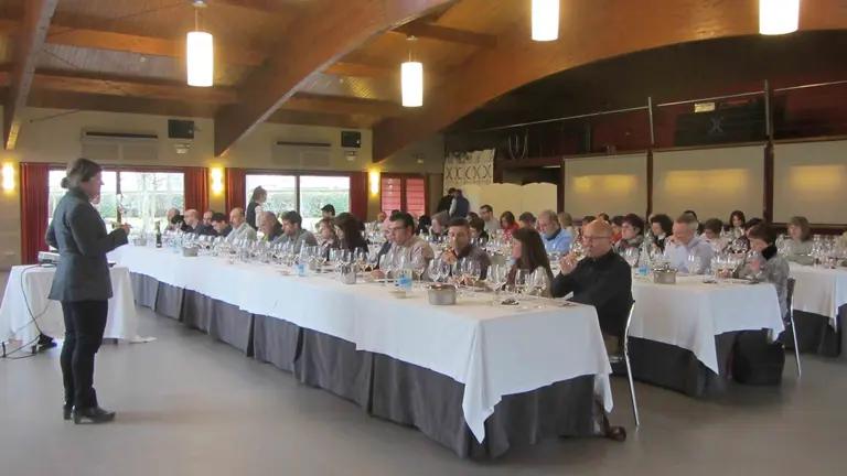 Los asistentes a la jornada 'Blanca de Navarra'.