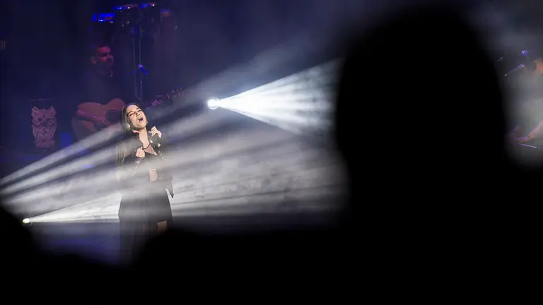 Concierto de India Martínez, dentro de la gira de presentación de su nuevo disco _Te cuento un secreto_. PABLO LASAOSA 07