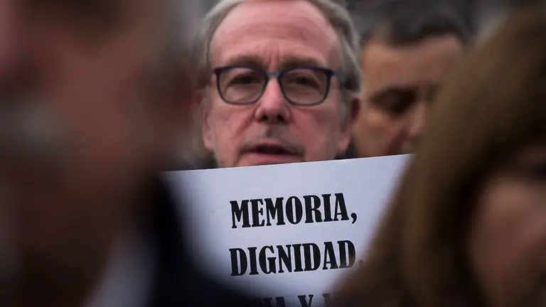 Concentración por el Día de la Memoria de las Víctimas de ETA. PABLO LASAOSA 15