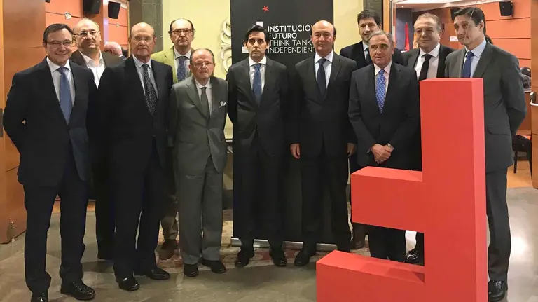 Miembros del consejo de gobierno del think tank con Jos&eacute; Mar&iacute;a &Aacute;lvarez-Pallete, presidente ejecutivo de Telef&oacute;nica