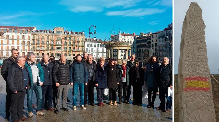 Los colectivos memorialistas antes de interponer la denuncia. EUROPA PRESS.