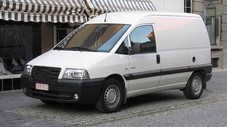 Imagen de archivo de una furgoneta.