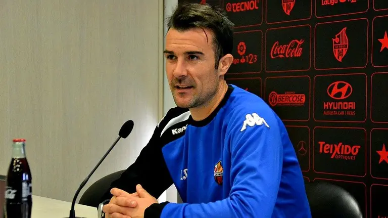 Aritz López Garai entrena al Reus. Twitter Reus Deportivo.