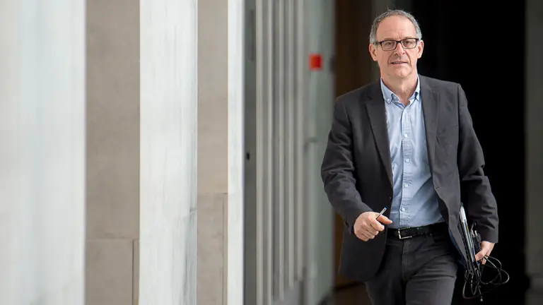 Adolfo Araiz, de Eh Bildu, accede a la Mesa y Junta de Portavoces. PABLO LASAOSA