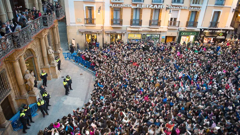 Amaia, ganadora de OT 2017 llega la recepción al Ayuntamiento de Pamplona. PABLO LASAOSA10