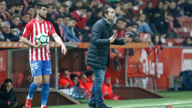 Encuentro entre Osasuna y el Sporting en El Molinón LALIGA123 15