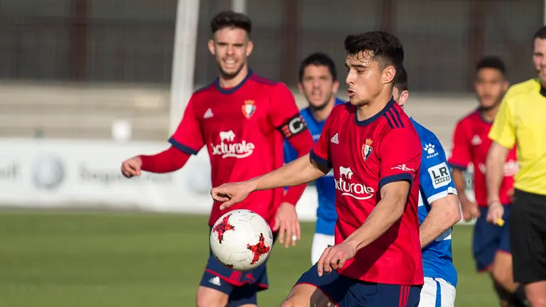 Partido entre Osasuna Promesas y UD Logroñés. PABLO LASAOSA26