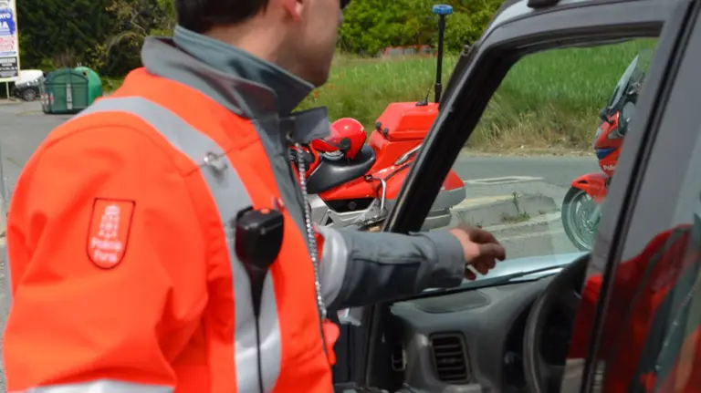 Control preventivo de la Policía Foral POLICÍA FORAL