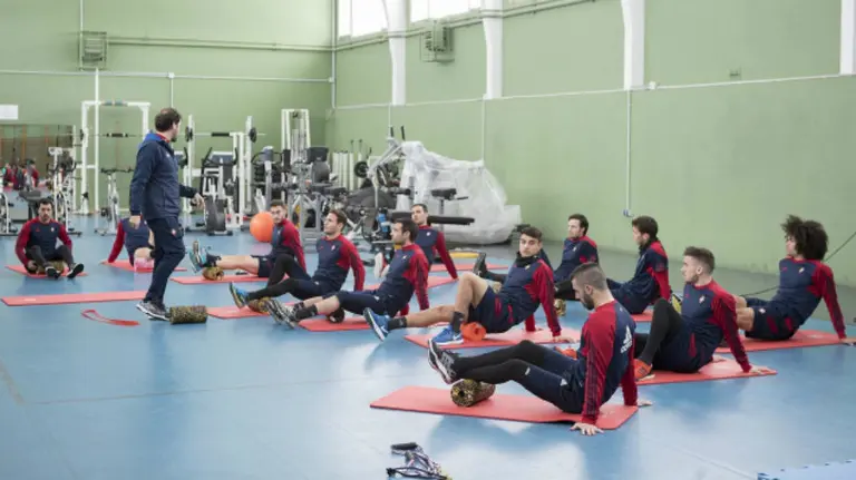 Entrenamiento en el gimnasio de Tajonar. CA Osasuna.