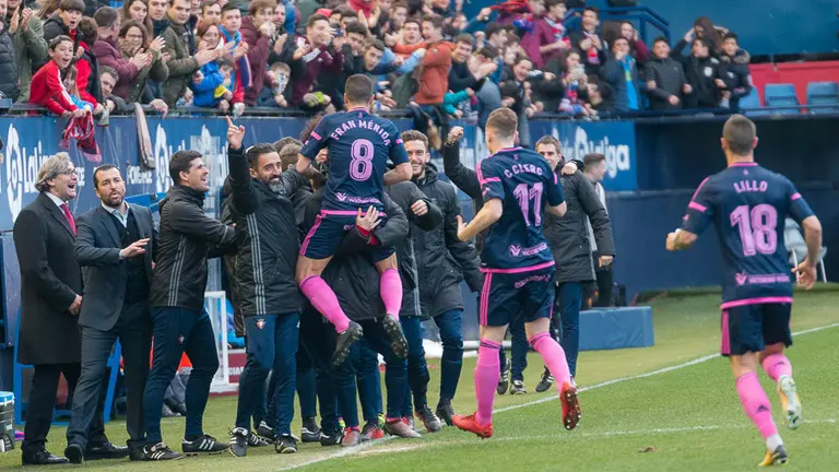 Partido de Liga entre Osasuna y Cádiz disputado en el estadio de El Sadar (27). IÑIGO ALZUGARAY