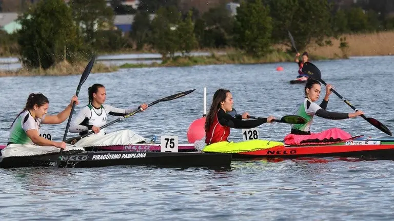 Palistas del Piragüismo Pamplona. Cedida.