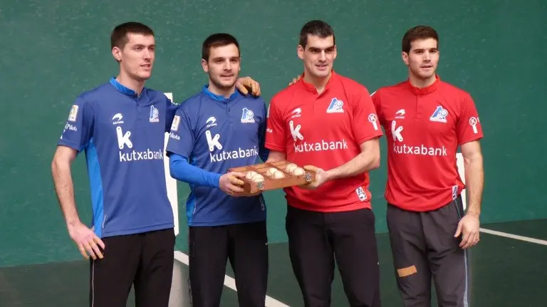 Elección de material en el frontón Labrit de Pamplona