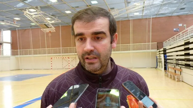 David Mangas en el pabellón Arrosadía.