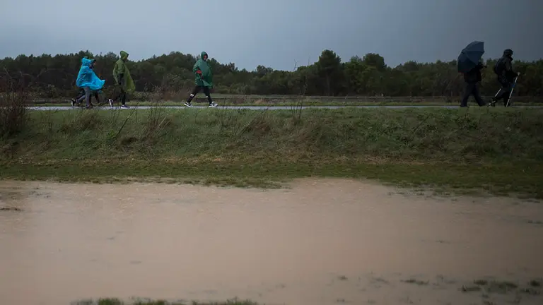 Miles de peregrinos caminan hacia Javier en la segunda Javierada de 2018. PABLO LASAOSA 42