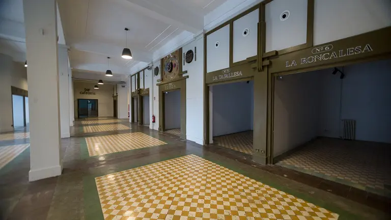 La Asociación Geltoki informa del proyecto de economía solidaria que se desarrollará en una parte de la planta baja de la antigua estación de autobuses (03). IÑIGO ALZUGARAY