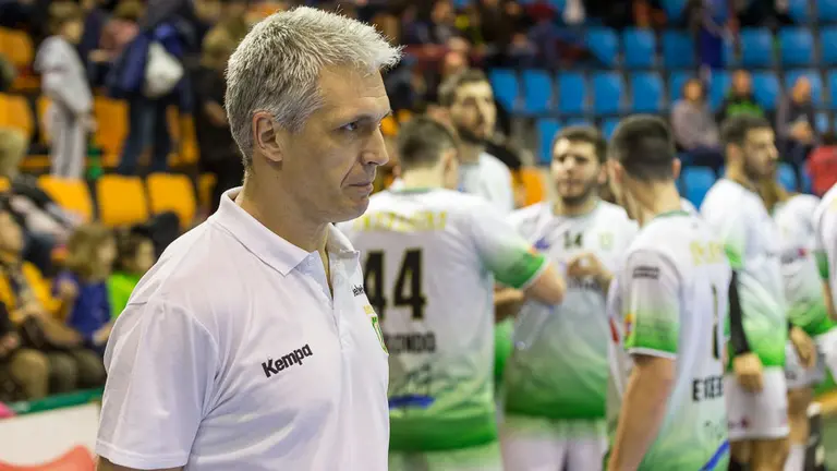 Apezetxea. Partido de la Copa del Rey entre Helvetia Anaitasuna y el Liberbank Ciudad Encantada (12). IÑIGO ALZUGARAY