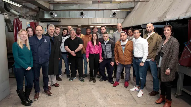 Los alumnos del Programa Integrado de Aranzadi en los locales de la Rochapea