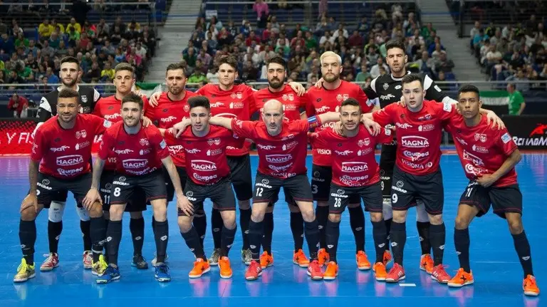 Equipo Osasuna Magna en la Copa de España, ante el Inter Movistar. Lnfs.