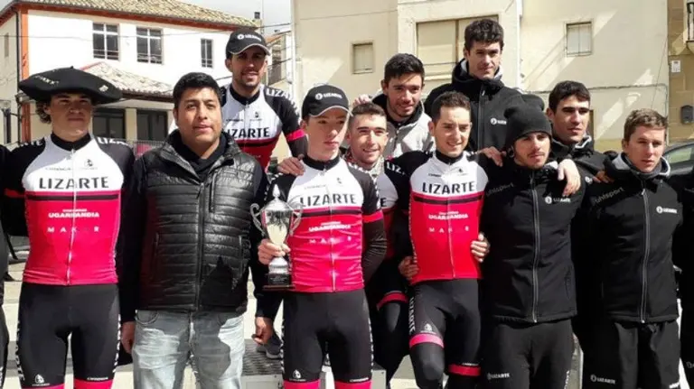Equipo Lizarte en Oteiza de la Solana.