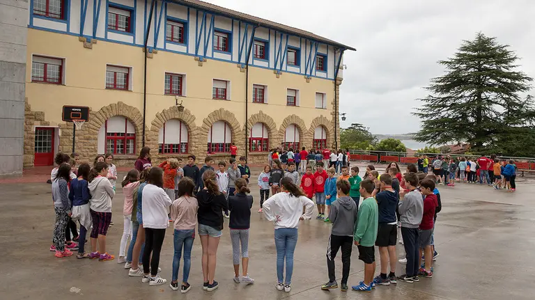 Varios niños participan en las colonias de Fuenterrabia Foto FUNDACIÓN CAJA NAVARRA