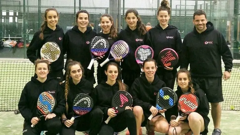 Campeonas femeninas. Deportenavarro.com