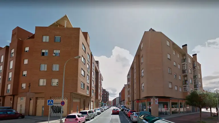 Calle Cruz de Barcacio, en el barrio pamplonés de la Rochapea.